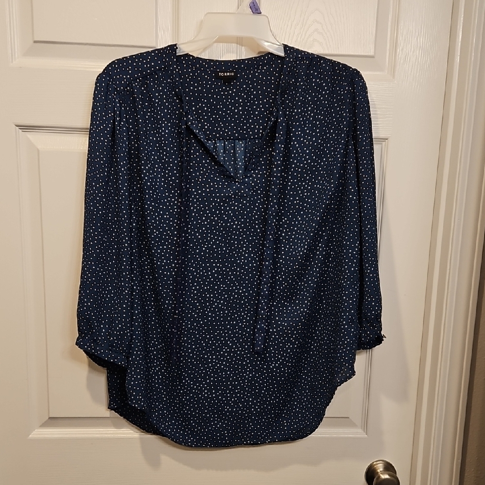 Torrid Teal And Tan Dot V-Neck Blouse